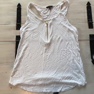 2/$20🧨 DYNAMITE TOP || SIZE XS (more like S)